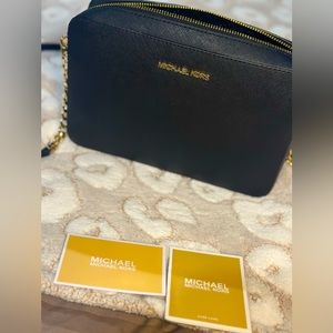 Michael Kors Jet Set Crossbody purse